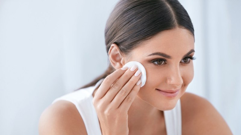 Glycolic Acid Acne – Can You Use It For Skin Care Applications?